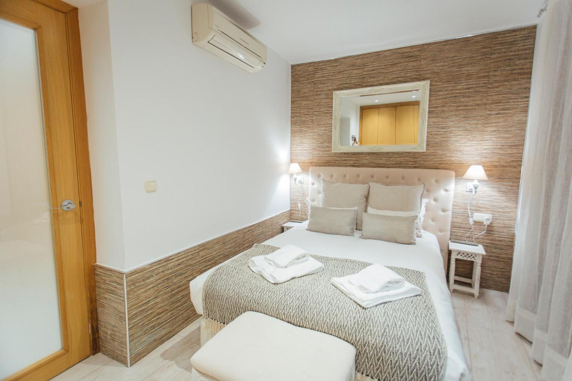 Ferienwohnung Beautiful And Cozy- 1Bd 1Bth- Arenal Center Sevilla Exterior foto